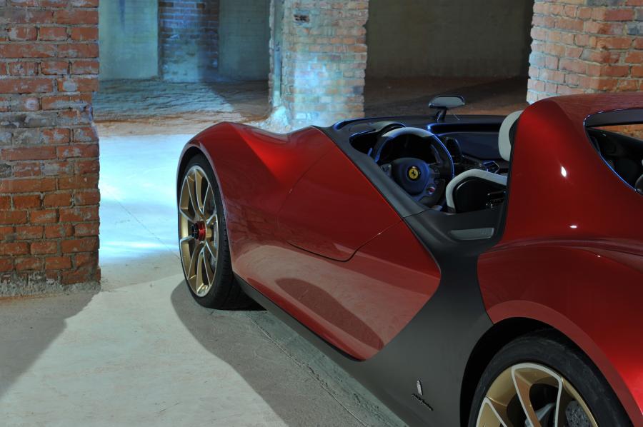 Детали экстерьера Pininfarina Sergio Concept 2013 года  (фото 27 из 46)